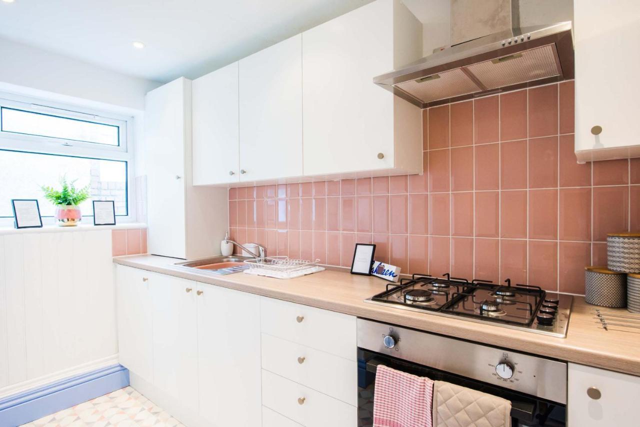 1 Bed Central Cardiff Apartment Extérieur photo